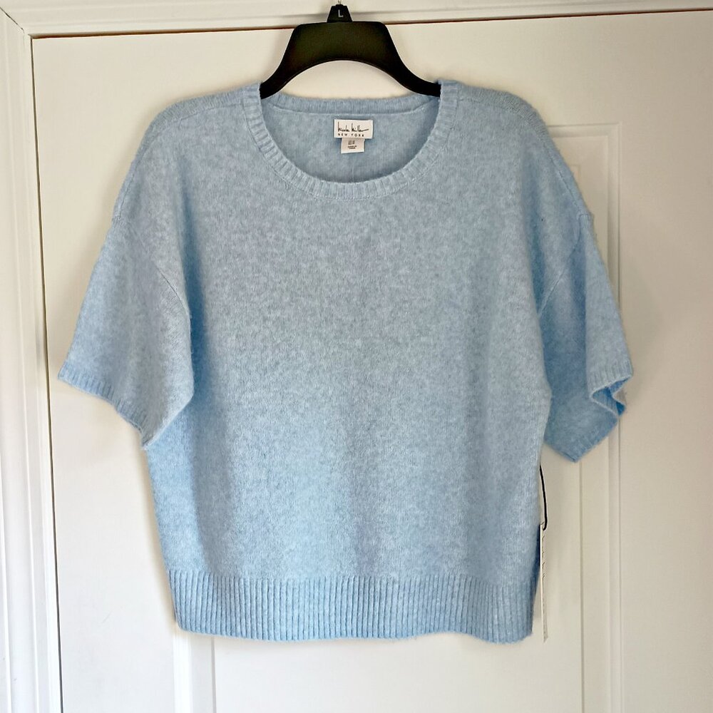 NEW! ULTRA SOFT SHORT SLEEVE SWEATER SZ M